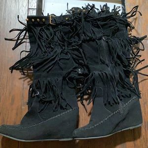 Fringe heeled booties
